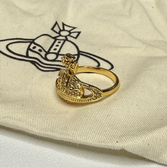 Vivienne Westwood Jewelry - NEW Vivienne Westwood Mini Orb Ring